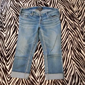 Silver Jeans Aiko Mid Capri W33/L23